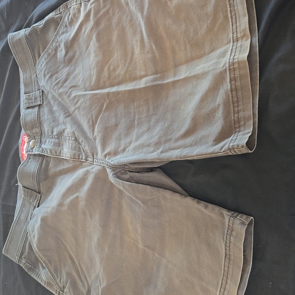 Coleman Gray Cargo Pants with Utilitarian Style - Picture 7 of 12